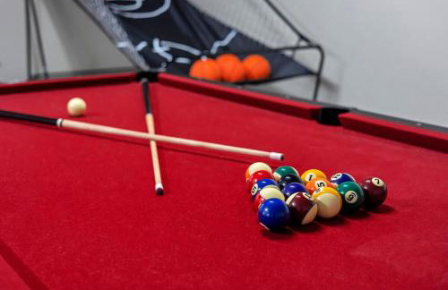 Home in Bushkill Saw Creek Poconos area - Photo 17