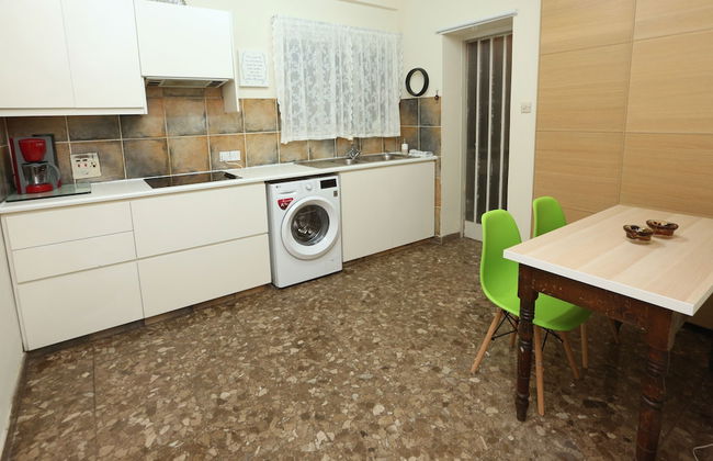 The Bridge-House Apartment - Photo 14