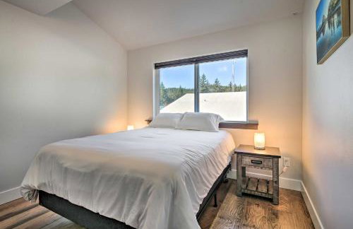 Mendenhall Valley Escape with Furnished Deck! - Foto 23