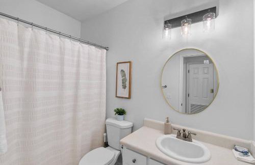 Hidden Lake Hideaway w/fenced in yard 3br 2 bath - Foto 31