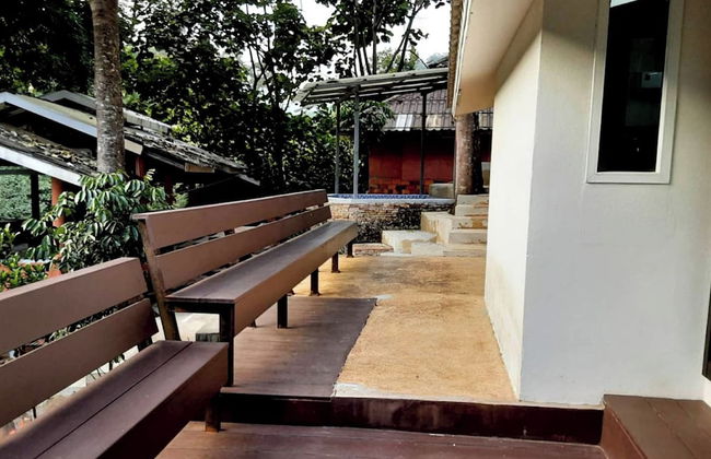 The Cascade - Mae Taeng Waterfall Bungalows - Photo 21