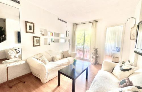 POOL & BEACH- Malaga Cozy House- Nature - Photo 9