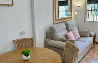 Tranquil Self Catering Golf Course Apartment - Photo 10
