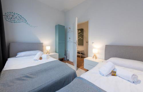 Modernes, zentrales City-Apartment am Kennedyplatz, nahe Hauptbahnhof und Limbecker Platz, lichtdurchflutete Räume - Photo 7