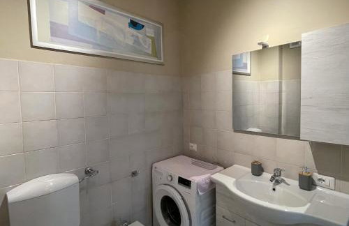 Antonella's center town apartment Valbrona - Foto 13