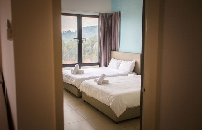 OwnAStay Midhill by Symphony Suite - Photo 11