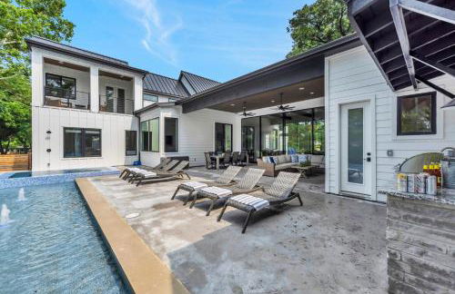 Palm Paradise on Lake LBJ with Concierge Services - Foto 9