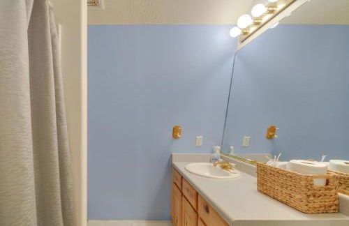 Alton Cabin with Deck about 2 Mi to Dixie Natl Forest! - Foto 24