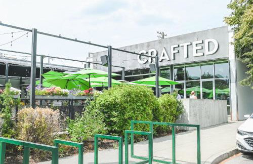 Modern, Quiet and Charming Downtown Apartment - Foto 18