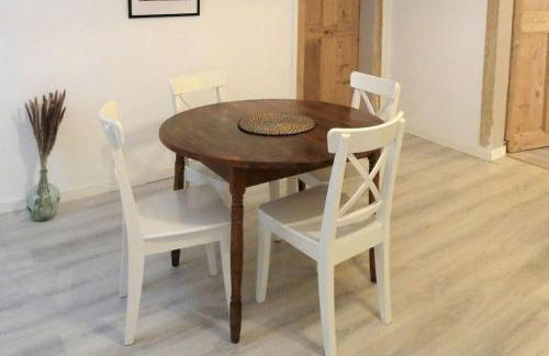 Elegant, Spacious Apartment in Historic Center of Tournon - Foto 29