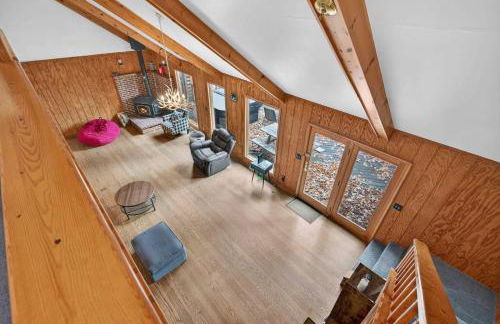 Huge Cabin w Hot Tub, Deck, Grill, Fire Pit, WiFi - Foto 33