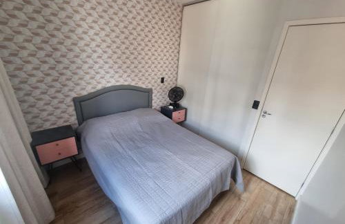 Apto completo, totalmente equipado, com um quarto - sem garagem - não são permitidas visitas - Foto 2