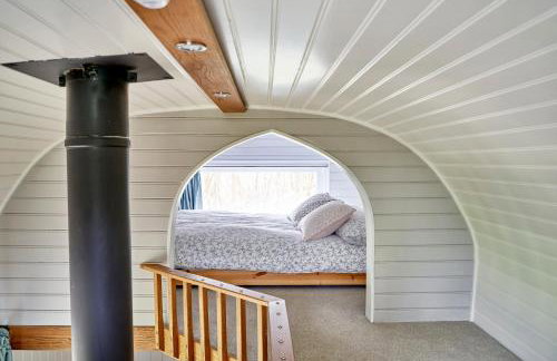 Extraordinary Huts Ltd - Photo 83