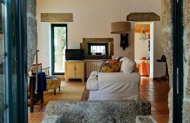 Beautiful house and garden at Serra da Estrela, perfect for groups and families - Foto 3