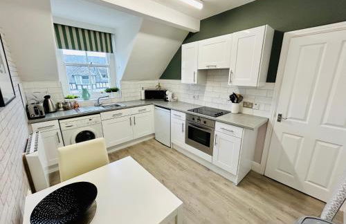 Willesden, Apartment 2, A beautifully furnished and spacious apartment located in the heart of Llandudno - Photo 17