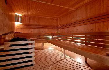 Studio by the River with Terrace, Basen, Sauna, Jacuzzi, Fitness - Foto 33