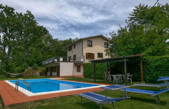 Mansion in San Valentino With Pool - Photo 22