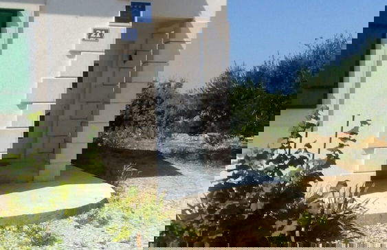 New Modern House in a Quiet Island Area w. Garden - Foto 31