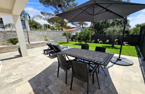 ETOILE DU BERGER Saint Aygulf 3 Villas et 4 appartements jardin individuel et piscine chauffée en saison - la mer et les plages 450 m - Foto 36