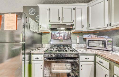 Quaint Cloudcroft Cabin with Stunning Forest Views! - Photo 8