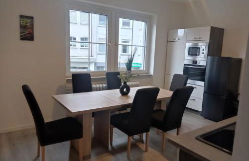 Work and Stay 6 Zimmer 150qm 12 Betten 3 Badezimmer - Foto 21