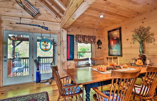 Cabin with BBQ and Games - Walk to Blue Ridge Parkway! - Foto 9