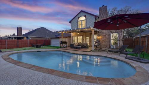 Glamorous 4BR 2,5BA Holiday Home with Pool, Game Room & Fire Pit - Foto 4