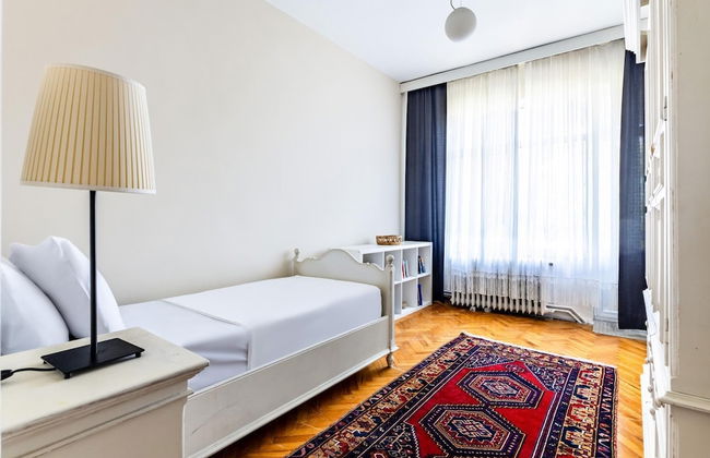 Spacious Flat w Balcony 3 min to Kadikoy Square - Foto 5