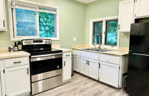 Cayuga lake cottage with private lake access - Foto 13