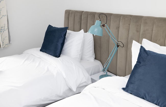 JOIVY Bright 3-Bed Flat Overlooking The Clyde - Foto 3