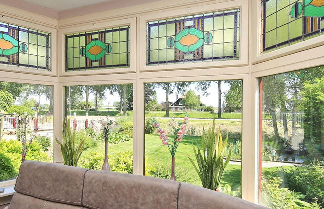 Characteristic Country House With Wellness - Foto 14