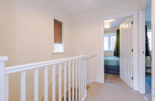 3 Bedroom Semi-Detached Home Sleeps 5 with Driveway - Foto 10