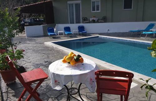 Greek Style Ground Floor Apartment & Pool - Foto 23