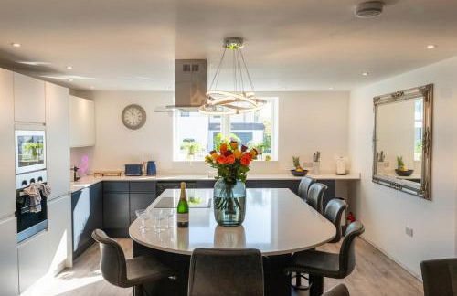 #42 Fantasia - Malvern Luxury Apartment sleeps 12 - Foto 1