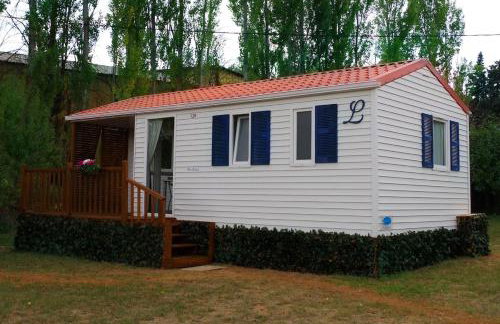 Mobil-home lumineux et climatisé avec piscine et jardin cadre paisible pour famille ou couple - Foto 1