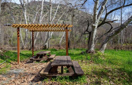 Tranquil Riverfront Studio - Foto 11