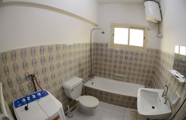 Al Eairy Furnished Apartments Dammam 8 - Foto 25