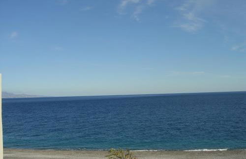 Mirone Apartment FRONTE MARE beachfront house - Foto 11