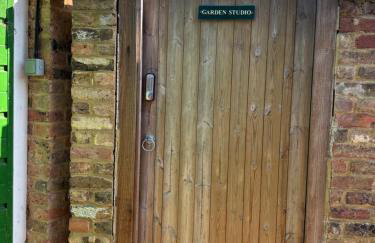 Garden Studio in Bourne End - Foto 23