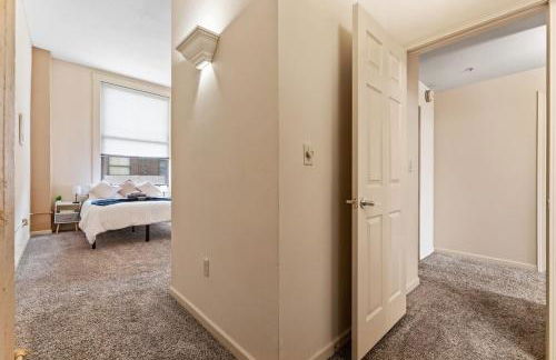 Spacious Downtown Loft Bunkbeds 2 TVs Gym - Foto 29