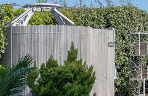 Luxury Villa with Jacuzzi in Les Issambres - Foto 47