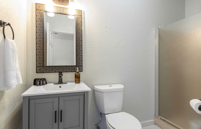 Jasmine by Avantstay Entertainers Paradise w/ Hot Tub, Pool Table & Large Patio - Foto 16