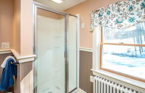 Whispering Waters Farmhouse and Wedding Barn - Foto 61