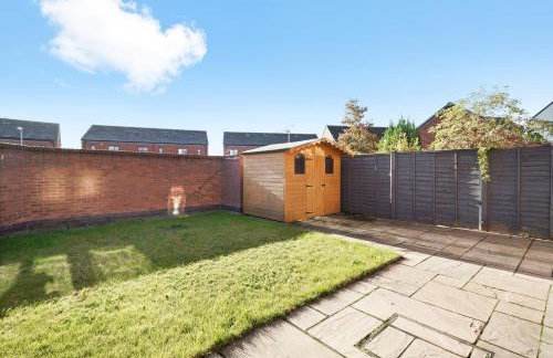 Ideal 3 bed House in Wolverhampton - Parking - Foto 6
