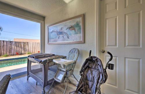 Pet-Friendly Merritt Island Home with Heated Pool - Foto 4