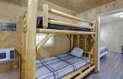 Serene Briceville Vacation Rental Cabin with Grill! - Foto 4