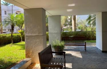 ACONCHEGANTE E MODERNO APARTAMENTO PERTÍSSIMO DA PRAIA - Foto 24