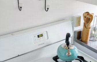 Spacious 2 Bedroom 2 Bathroom Unit Great Location - Foto 13