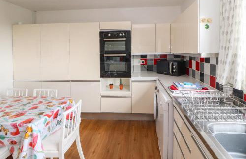 West Croft - Foto 16