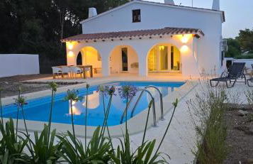 Villa climatisée, piscine privée et grand jardin - Foto 5